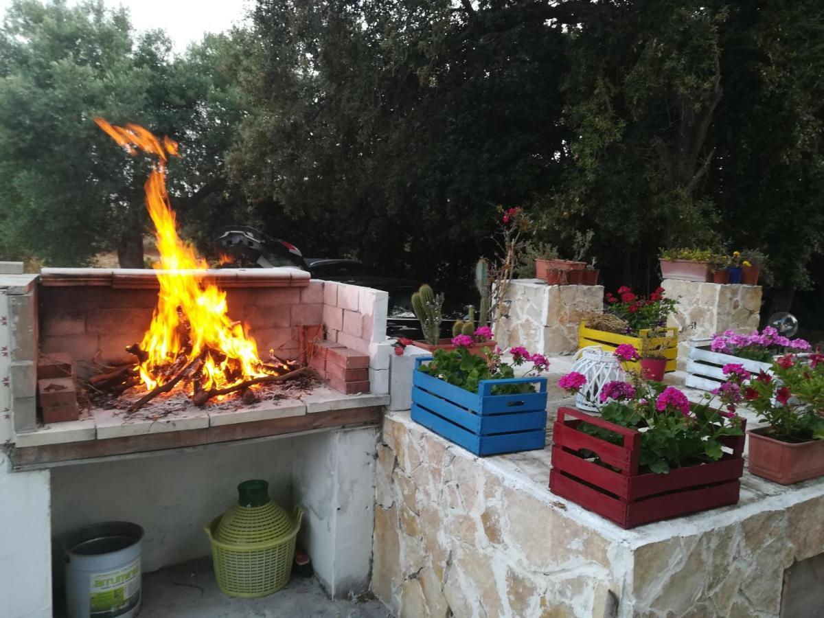 Trullo Alessandro E Villa Raffaela San Vito dei Normanni Ngoại thất bức ảnh