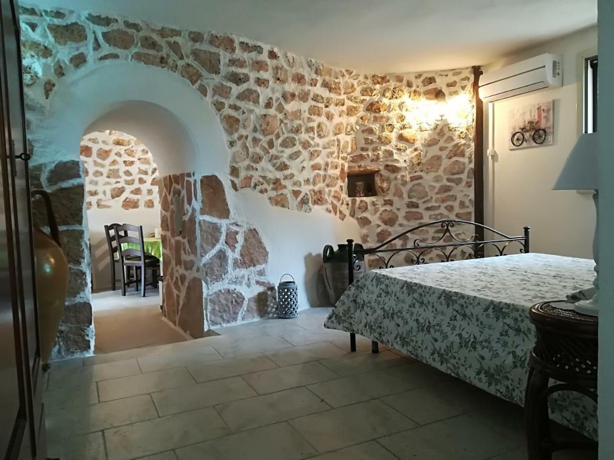 Trullo Alessandro E Villa Raffaela San Vito dei Normanni Ngoại thất bức ảnh